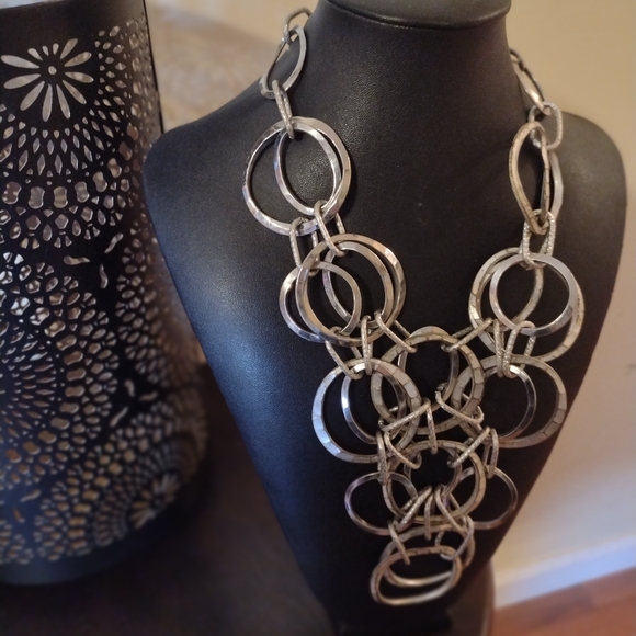 Chico's Neclace - Picture 5 of 6